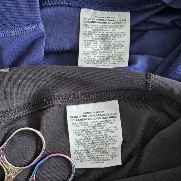 Nike Leggings Womens XS Lot of 2 Dri-Fit Swoosh Spell Out JDI Cropped Stretch - Picture 12 of 16